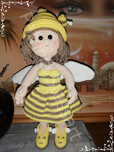 Honey het bijenmeisje photo 1