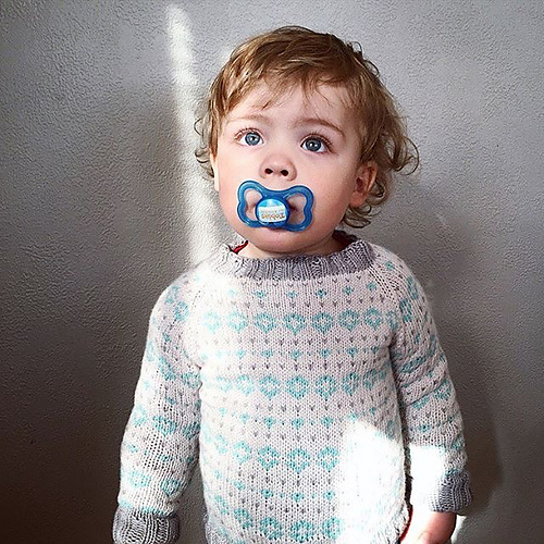 Noragenseren - guttenogstrikkemor