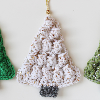 White Christmas tree