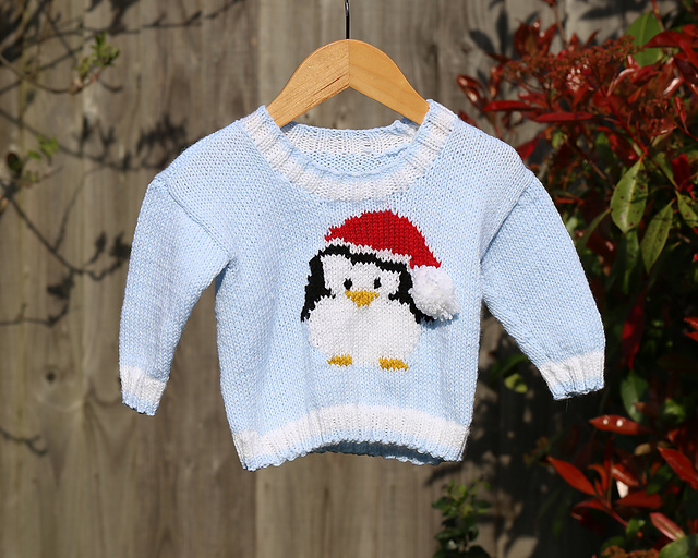 Christmas Penguin Jumper pattern 