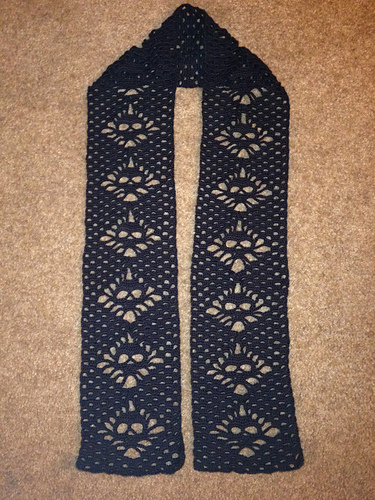 Narrow Crochet Skull Scarf photo 11