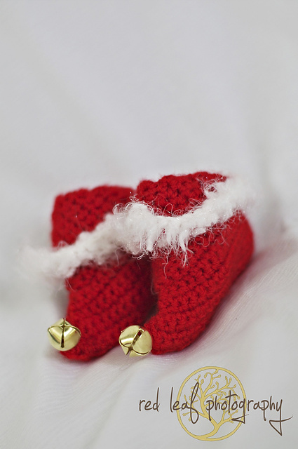 Ravelry: Elf Baby Booties or Slippers pattern by Pam