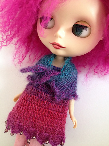 September Shawl for Blythe doll photo 1