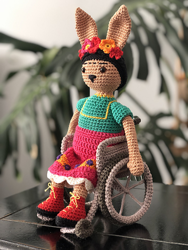 Ravelry: Famous Rabbits // Frida Kahlo pattern by Pony McTate