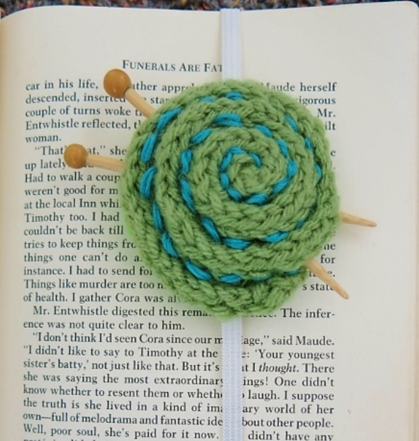Ravelry Easy Yarn Ball Bookmark pattern by Donna Herron