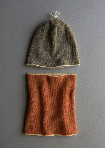 Reversible Hat + Cowl photo 9
