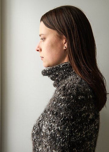 Mountain Capelet in Shepherdess Alpaca photo 2