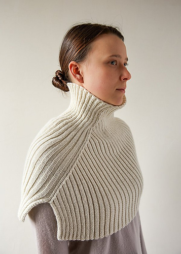 Ravelry: Converging Lines Cowl pattern by Purl Soho
