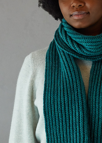 Brioche Scarf in Worsted Twist photo 3