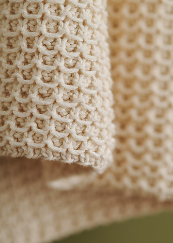 Loop-The-Loop Blanket photo 5
