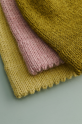 Picot Hat + Hand Warmers photo 3
