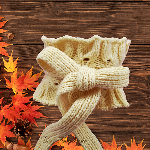 Ravelry: Ruffled Scarf Cowl Neck Warmer pattern by Easyknitstudio