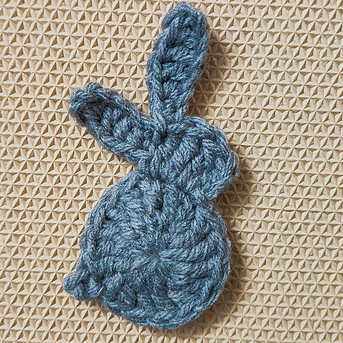 Ravelry: Easter Bunny Body Applique pattern by Rajeshwari Singh