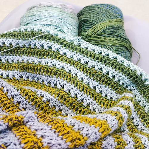 Singing Sea Blanket photo 7
