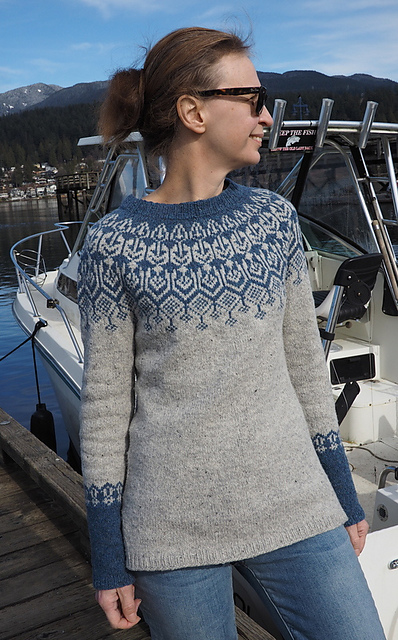 Ravelry: Arrows Down pattern by Natalie V