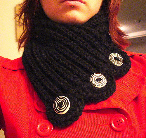 Swirl Neckwarmer photo 1