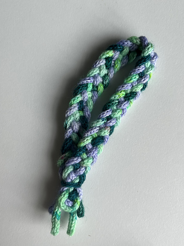 Neulottuja koruja - Reetta Puustinen