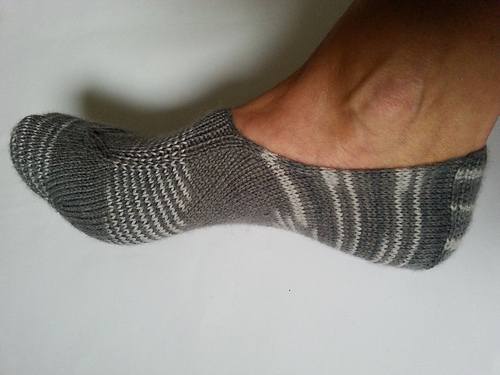 Ravelry: Toetsies pattern by ela m.