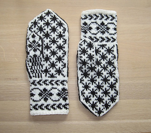 Ravelry: Rigmors Selbu mittens, 5th pair pattern by Rigmor Duun Grande