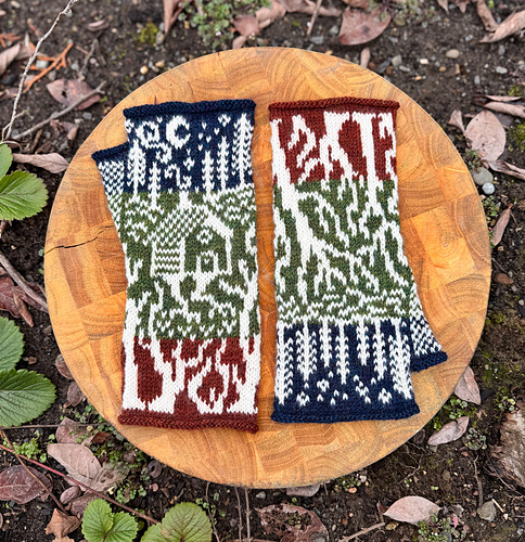 Baba Yaga Mitts