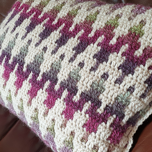 Hannah's Cushion photo 4
