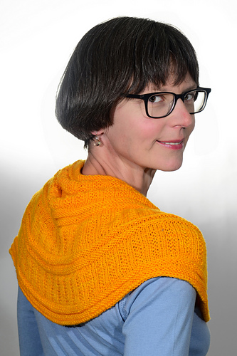 Manderscheid Cowl photo 6