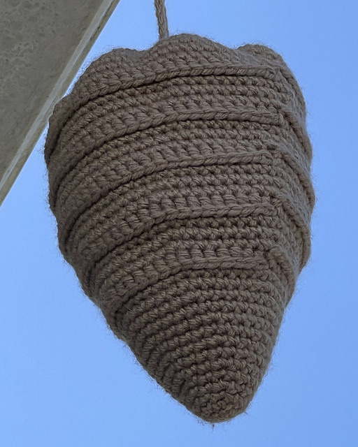 Ravelry Wasp Nest Decoy pattern by Kelly Schulthies