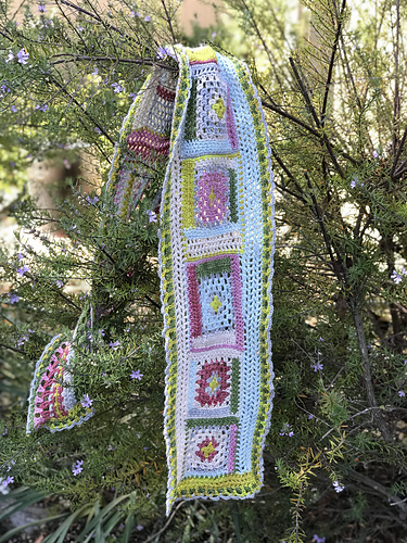 Gunn Lake Scarf photo 1