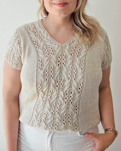 Laulu v-neck tee - Sari Nordlund