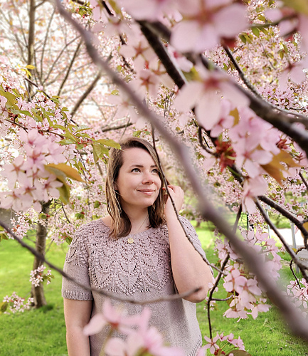 Seleste Tee - Sari Nordlund