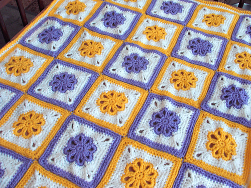 Flower Granny Square photo 4