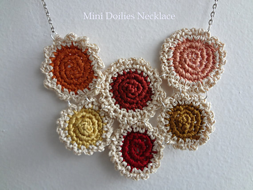 Mini Doilies Necklace & Bracelet photo 7