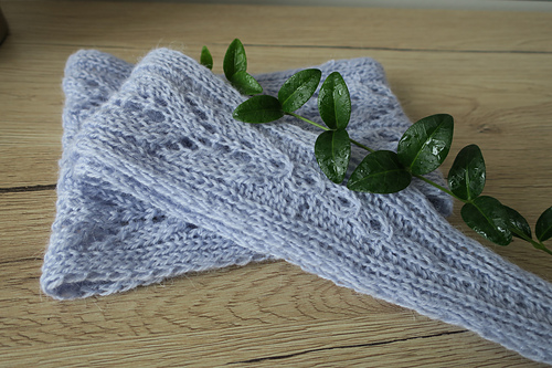 Tiny Leaves Sjal - Karolina Wesolek