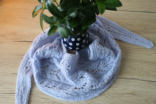 Tiny Leaves Sjal - Karolina Wesolek