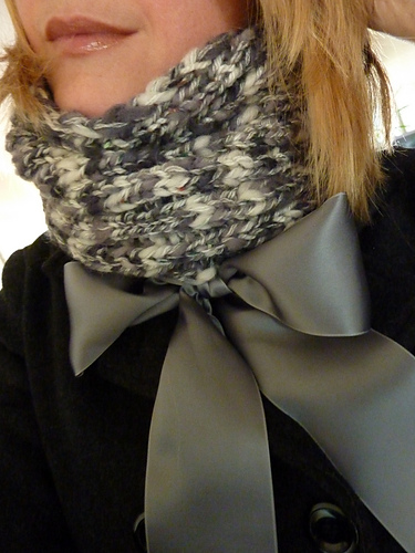 Big chunky bow photo 1