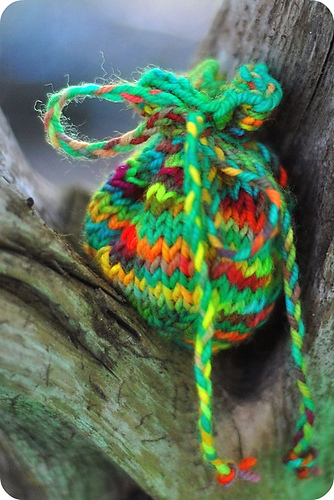 Ravelry: Treasure Pouch pattern by Elizabeth Murphy