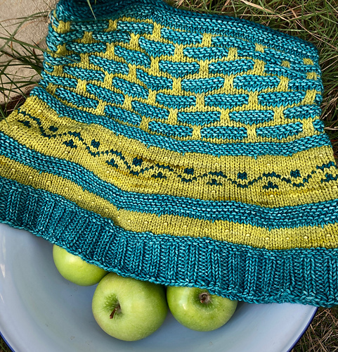 Yellow Brick Road Cowl