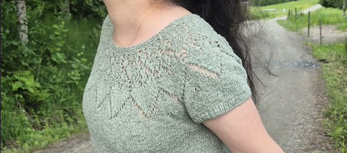 Summer leaf tee