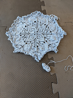 070421. I finished with THAT much yarn to spare.