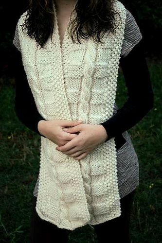 Textural Cable Scarf photo 2