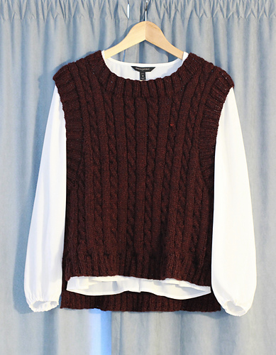 Top Down Cable Vest - Yura Yun