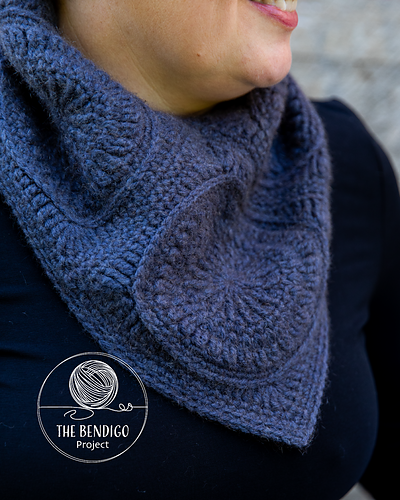 Short Crimp Cowl