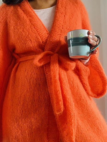 Niche pattern request: winter dressing gown : r/knitting