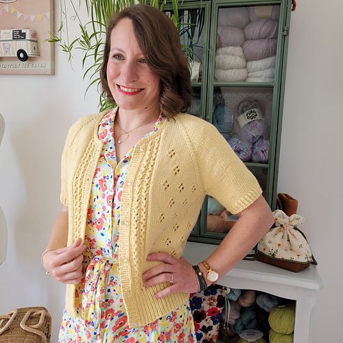 Cardigan Mimosa photo 4