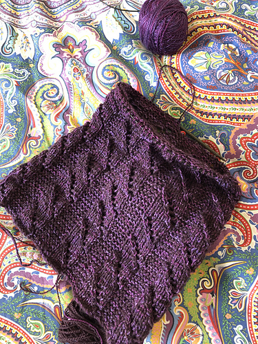 Ravelry: comforting cowl pattern by Susan Ashcroft