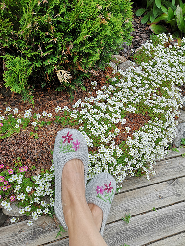 Ballerina tøfler / Ballerina slippers - StrikkeUlla