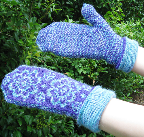 Daisy Mittens photo 1