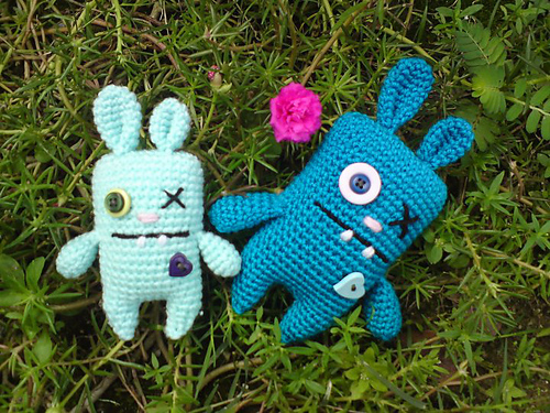 Ugly Bunny Pincushion 다른 모습 2