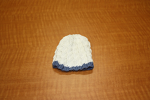 Baby Cabled Hat to go with Baby Cabled Vest photo 1