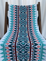 Table Runner Flora
